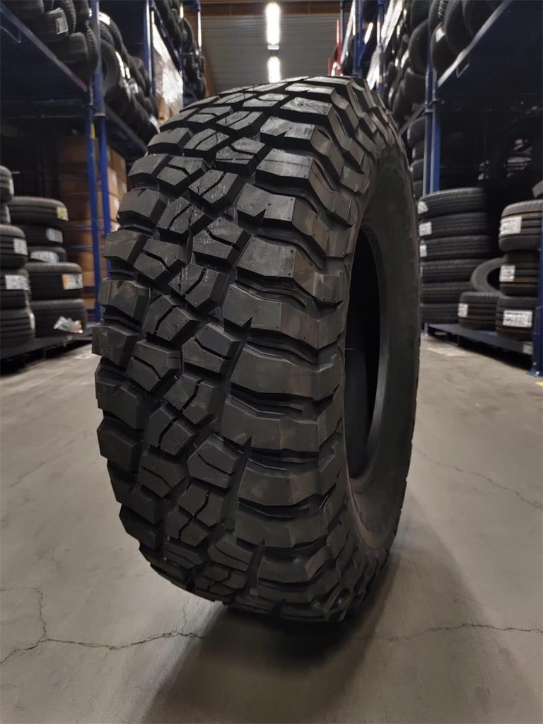 32x10.00R15 Q BFGOODRICH MUD TERRAIN T/A KM3