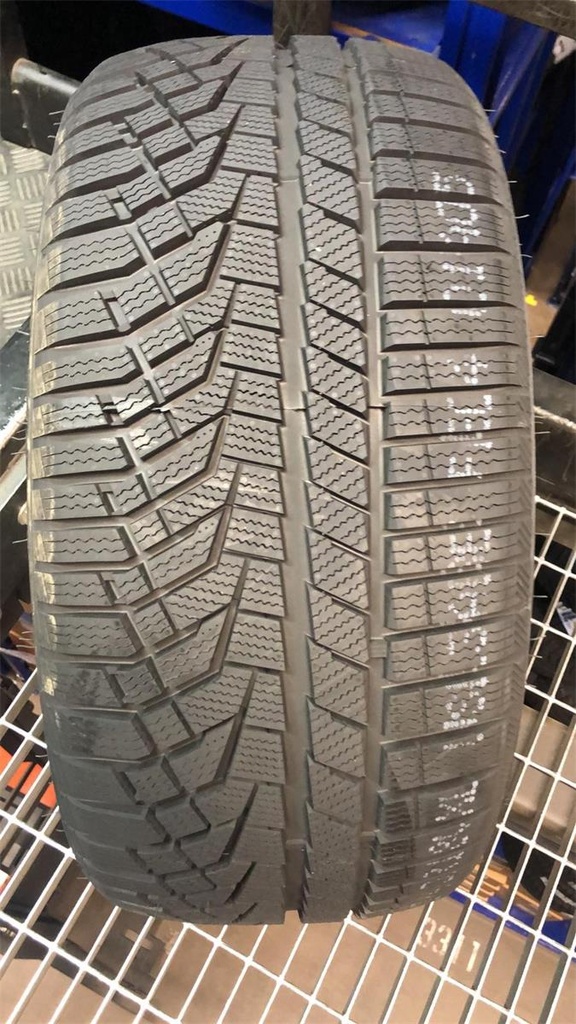 225/40R18 92V SAILUN ICE BLAZER ALPINE EVO 1 XL